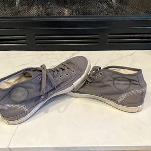 Dark gray mid top canvas Converse